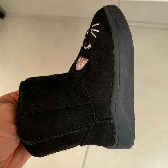 Cutest Baby Boots - Picture 3 of 5